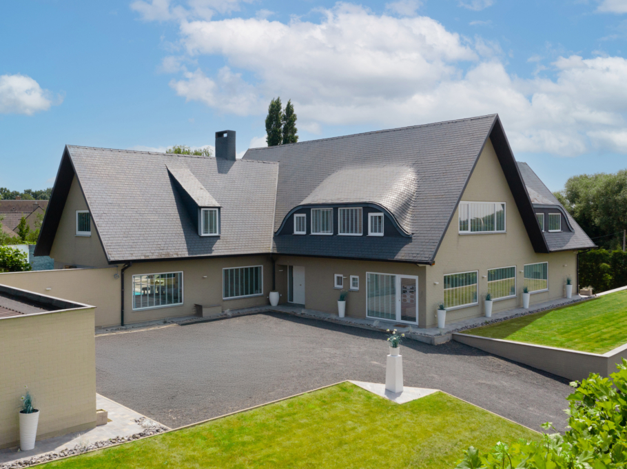 1d0549ee420f445cb66161961b38d8a0