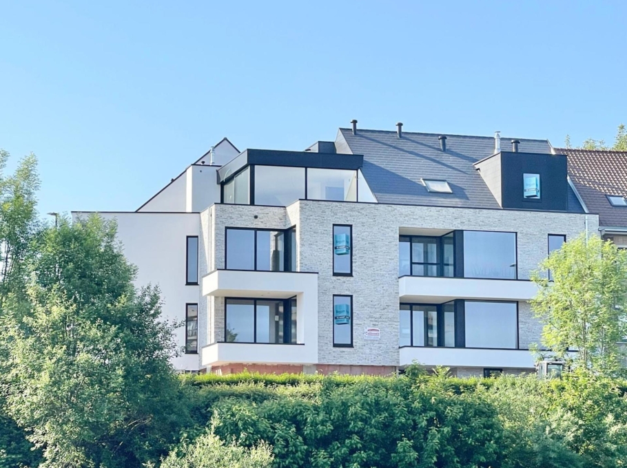 1edb15d874f3441c96cda37cfb9801bf