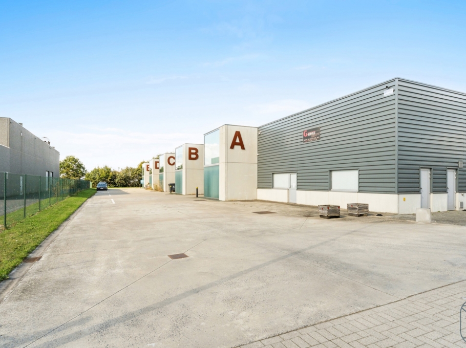 248a284fab40427f9469babdbc0cd30f