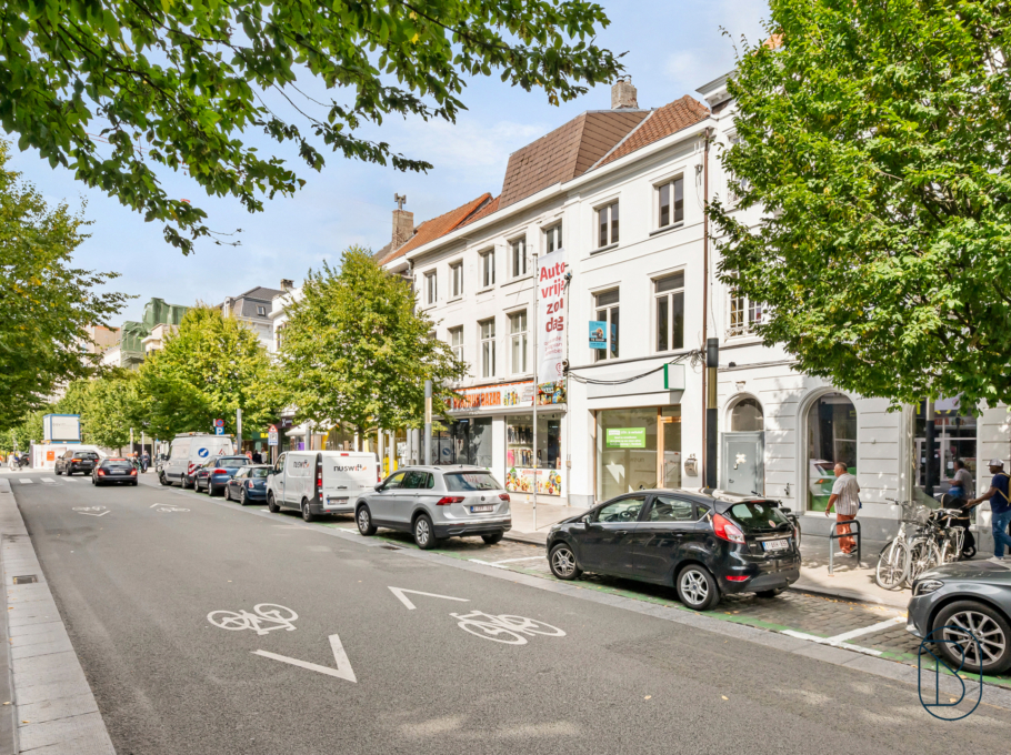 2501e04390df490b9b61024d3faa5979