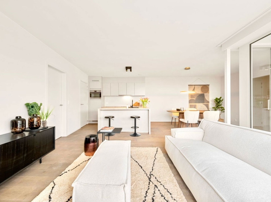 2c576f5bef244ebf935aa3bd016461f1