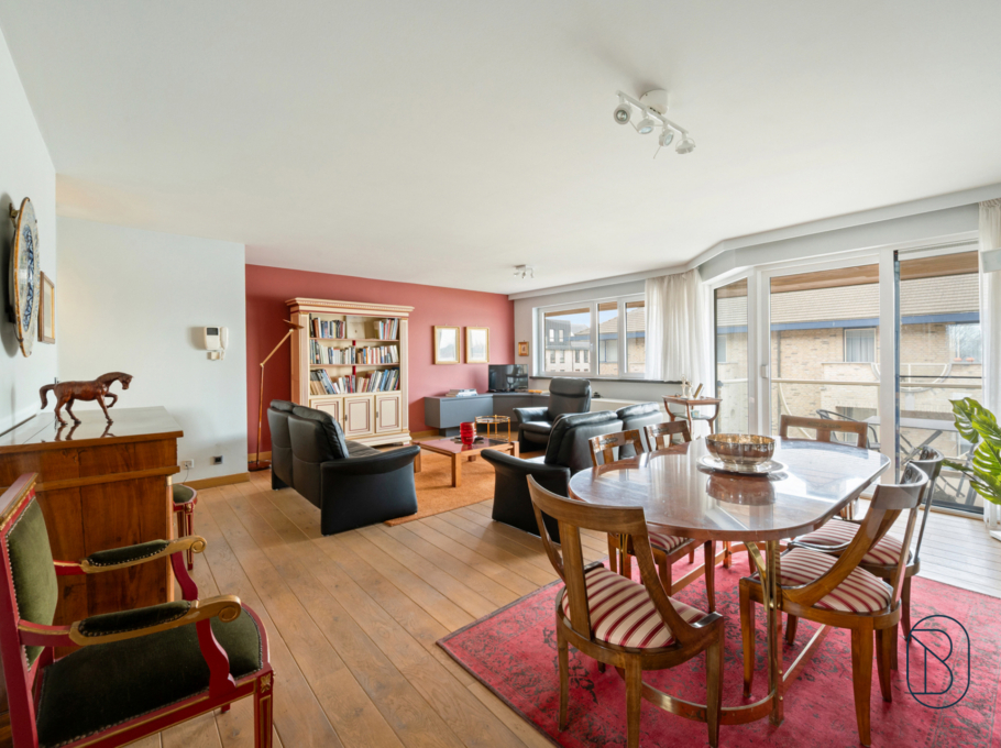 2e7c1d0085b54a41bafc11613a1cefc1