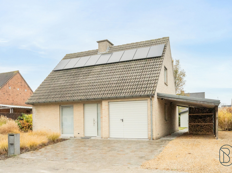 355a5f2bbe194828ab4d26921216230b