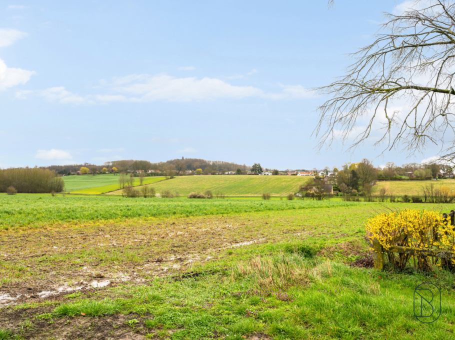 4292dc465564489ebf2b9cc3b66bad9b