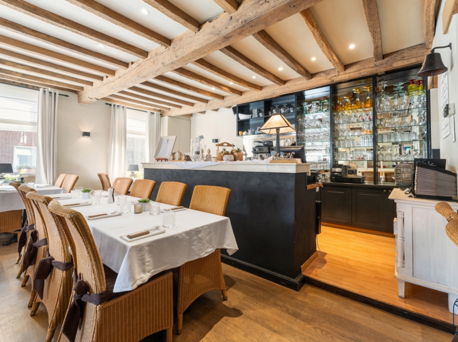 43d8d04942c646be9e1e0dd5a9cd980c