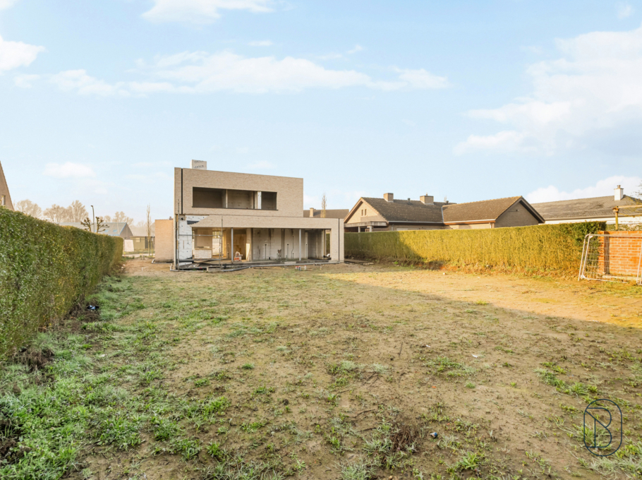 4962d3fd430f4b69a97784a74b1c9f30