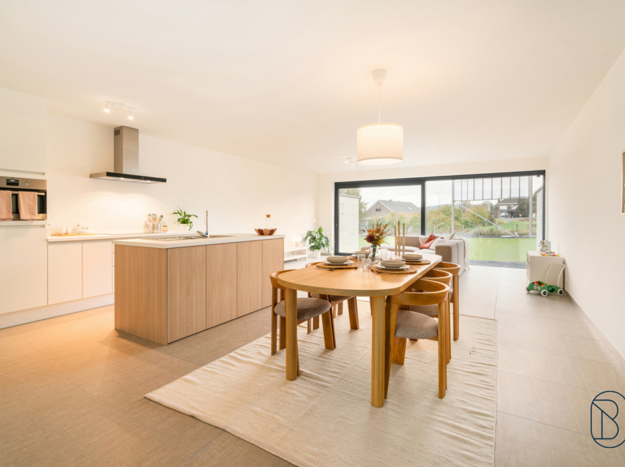 4e034ac9954445a19d9180f48ee0afc2