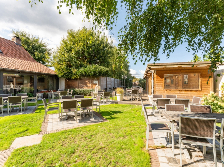 4f49fce7ce4040fbbb3519211770a862