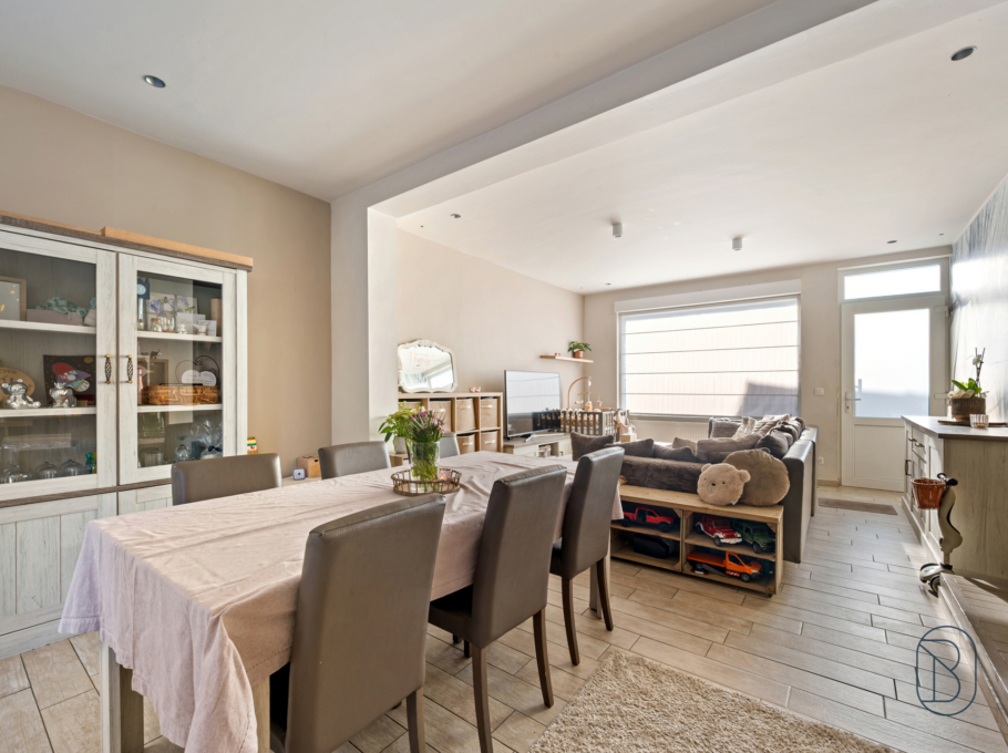 4fd7023650d0407aa88188b9d0423d80