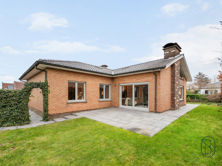 50b28573b4c44fa09aee525bdfc3f00b