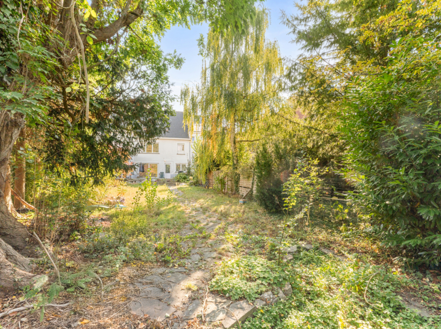 54109a5e36d9436ca17a8f2e82cfa79d