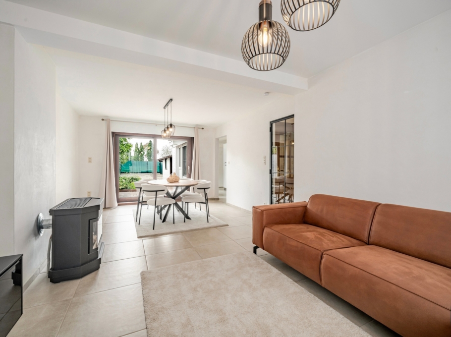 5682d32651b94a9e98102c7421787eb2