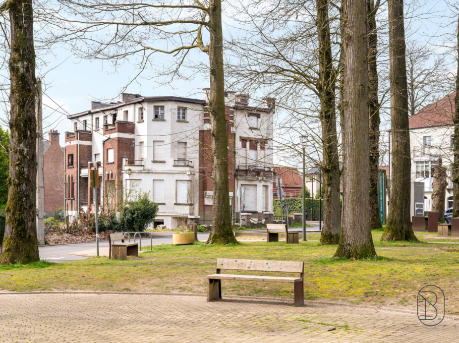 599fa6ab36c743f694bbe634823a09c7