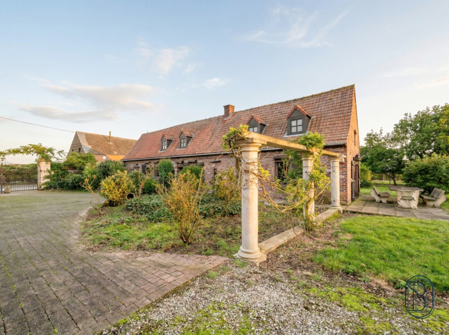 59c9c6b3b38842598665fe8afed4c2d0