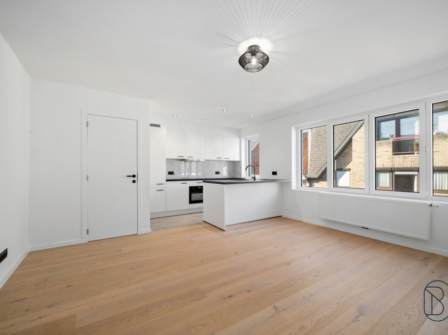 5cdc7b11ef88415794389be3db4a4c12