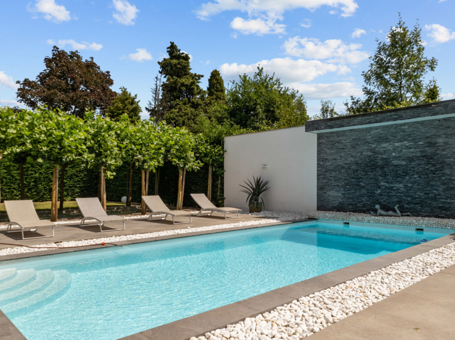 6cd9a1966ae24797aa9df8480e429ee1