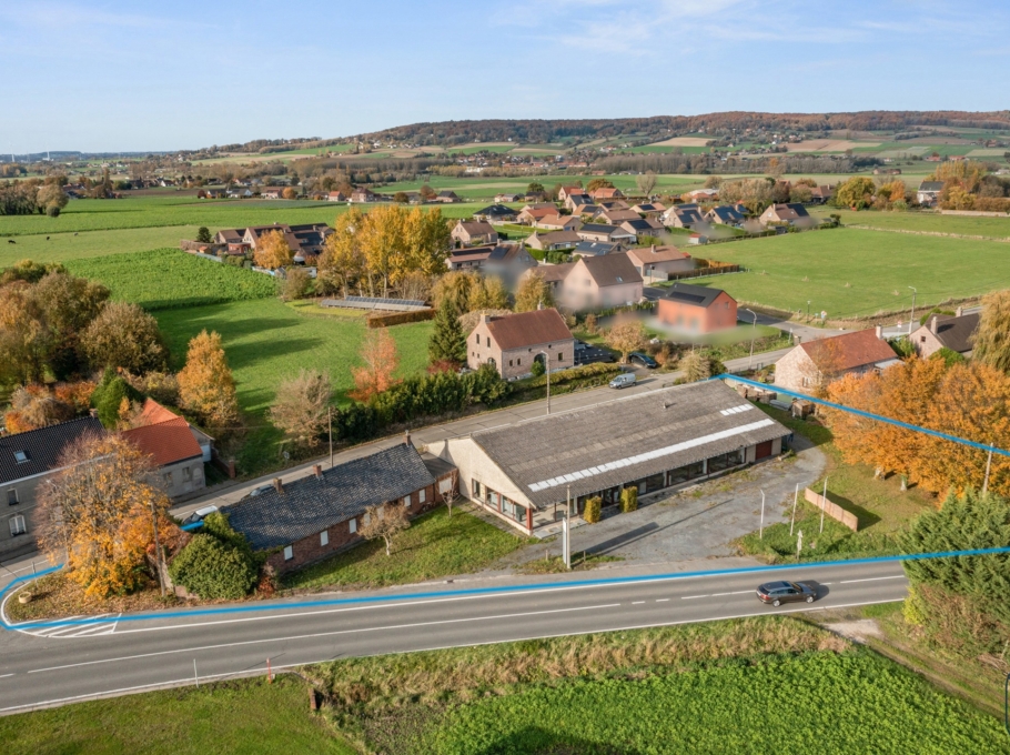 6f8c8216f8734b03ad9fc608b2c5f585