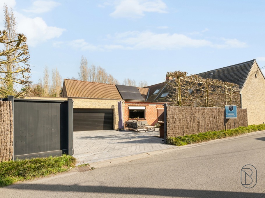 717bedda777c4ce19b5e6ddfe369a573