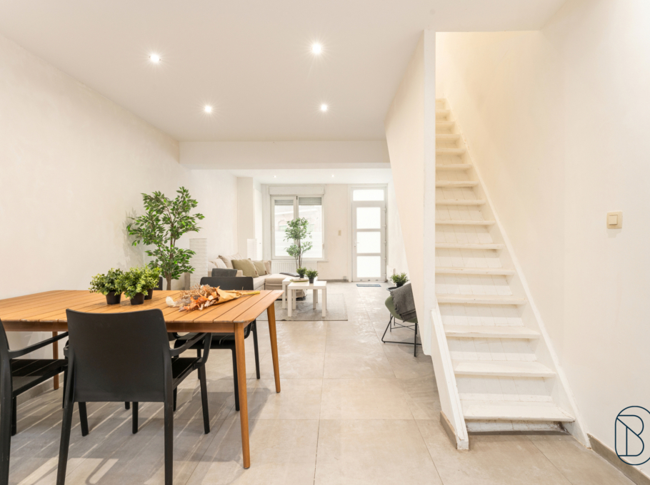 7444258321e24cd3bf9fa85217acf8c8