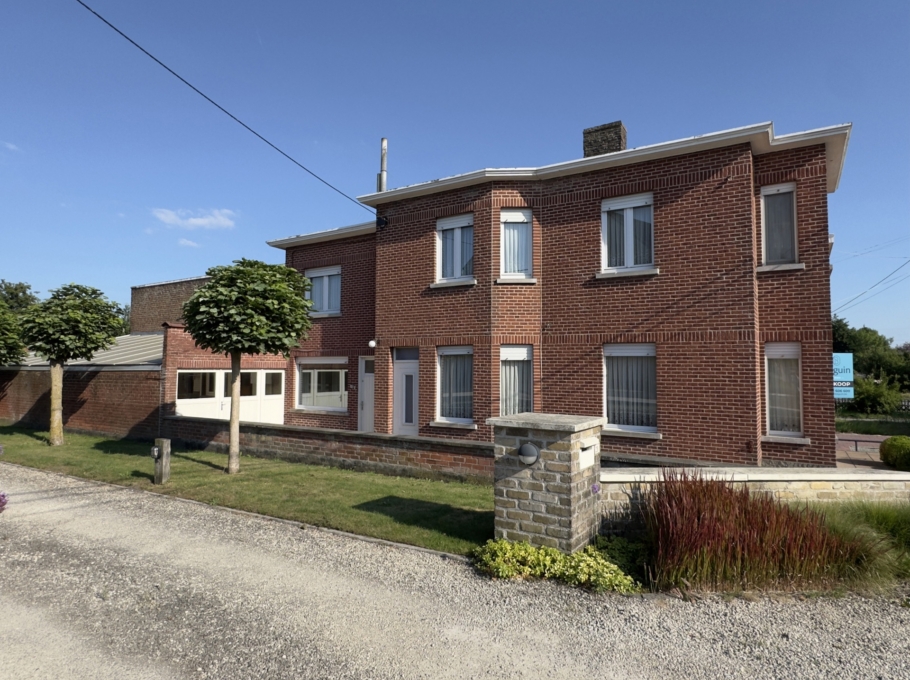 77bb733e5ea84695a1447ec39910d2ef