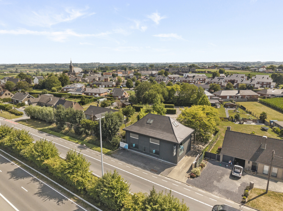 82fad9b9018f4cc19e0aa71484f52d75