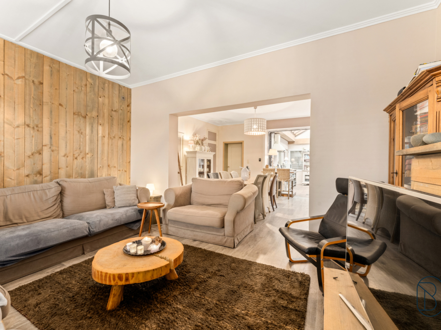 83f97a1e3e0f4598bbaba796fa29cc7b