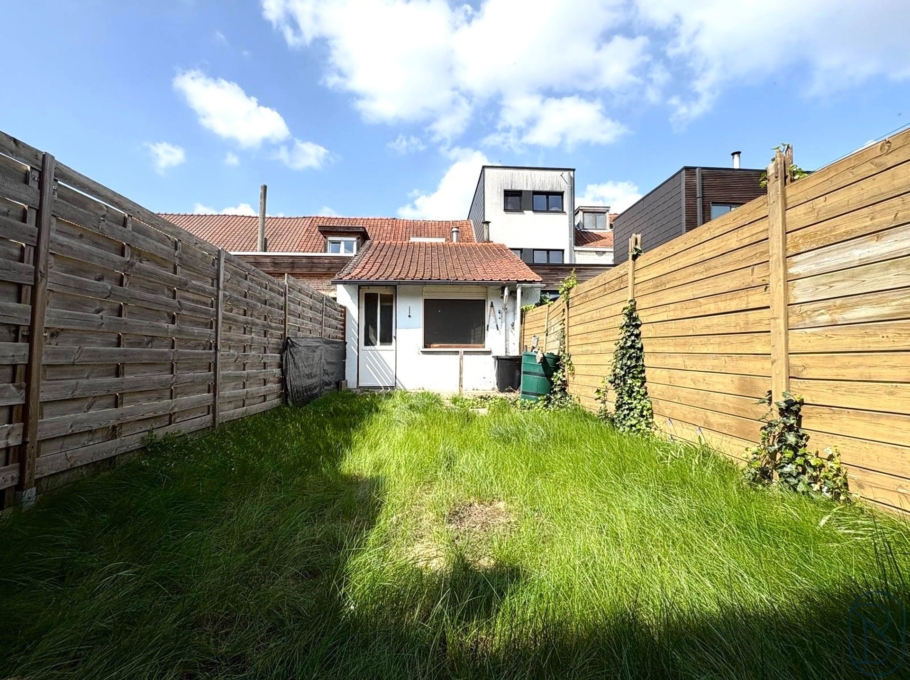 877dcf5e3ab74db48f21889e1b093f46