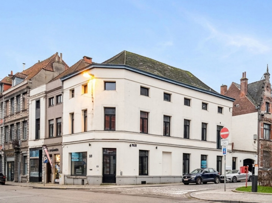 8c165d40920549c4a0e7fa098aee5e8b