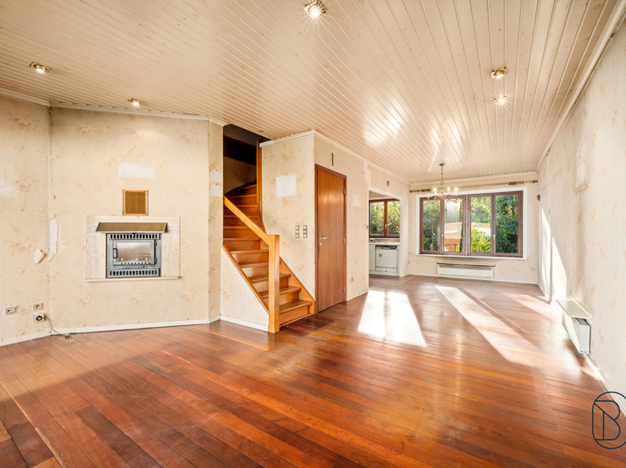 8de3e9a9eda84950af73dace871ba2ad