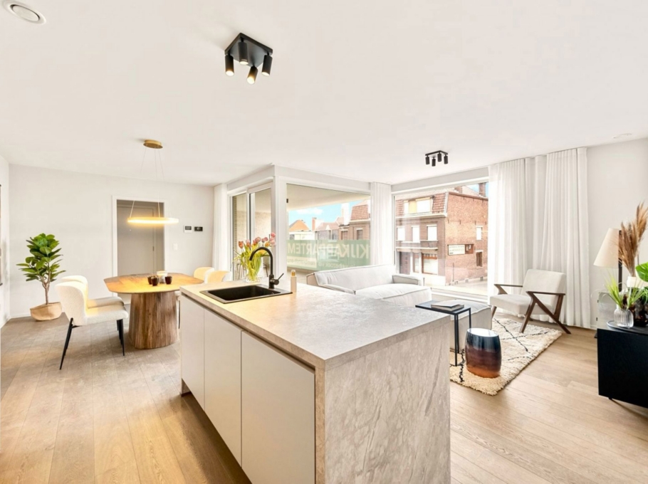 8f92748f124d4f7a88ef76f54fbac253