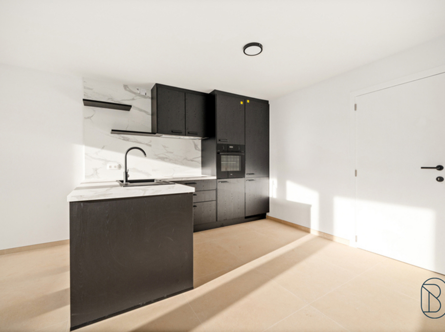 8fc3db8e550a4b74963e9f27b2834d2b