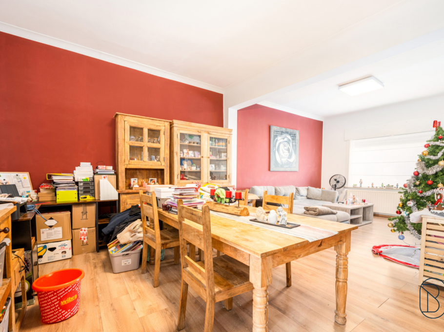 9394e2263e004e92af20f6d42872b53d