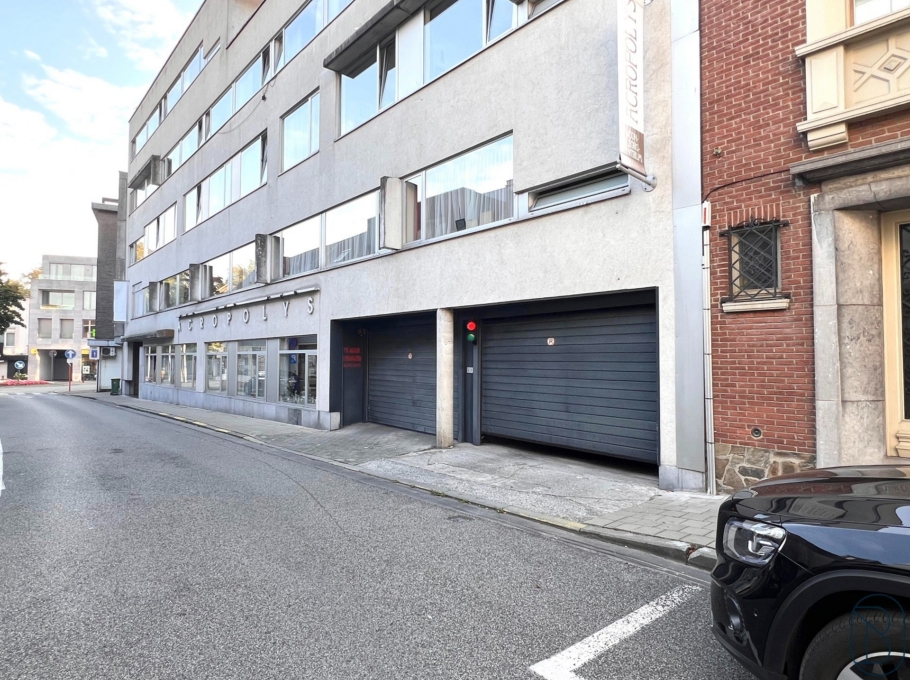 9606725b22a948bcb6f7c276b1f4ca5a