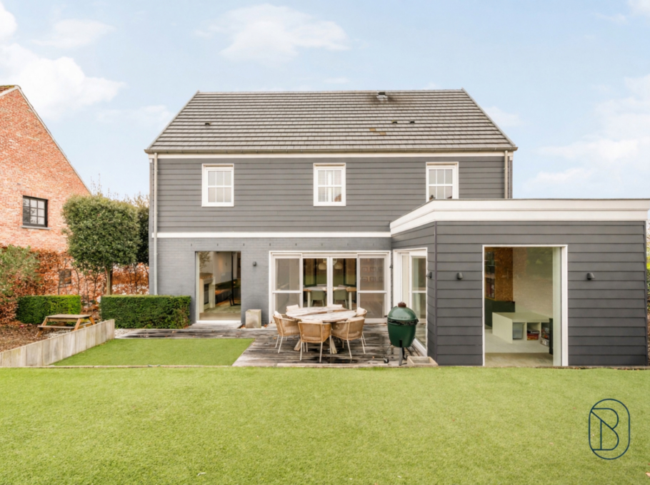 F1fb953073f941769c5886cffe236e89