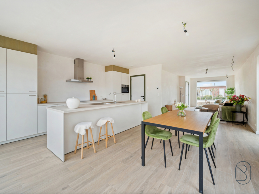 A077bd4770ef4aff9239031cc1ed5797