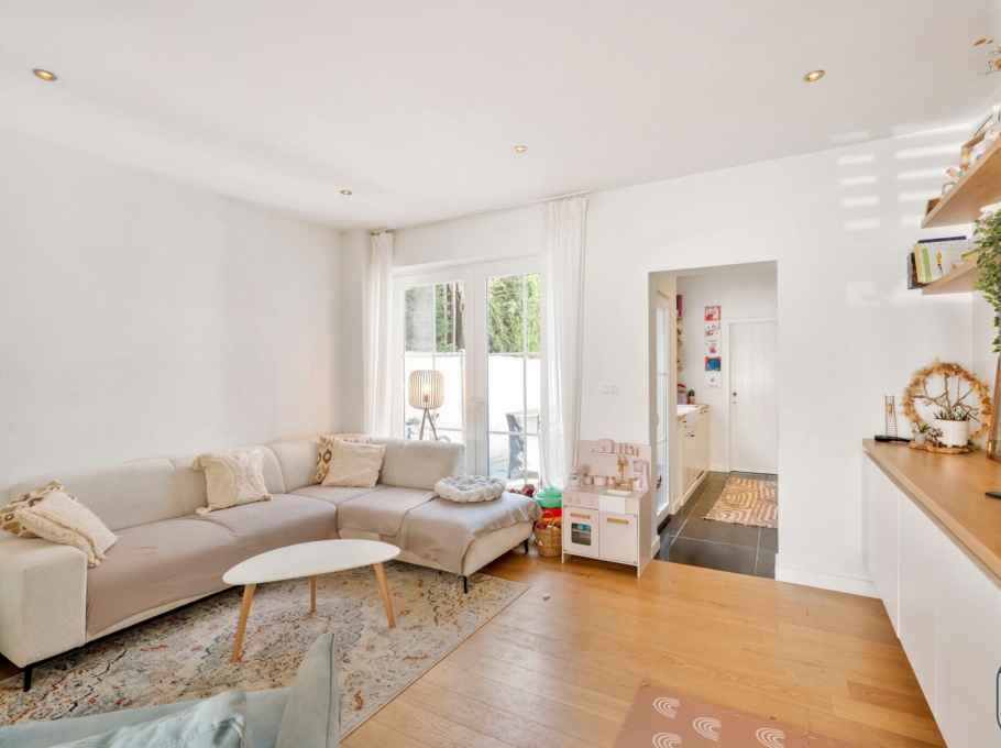 A233a6c257cb4f8fbb507d09c98612d4