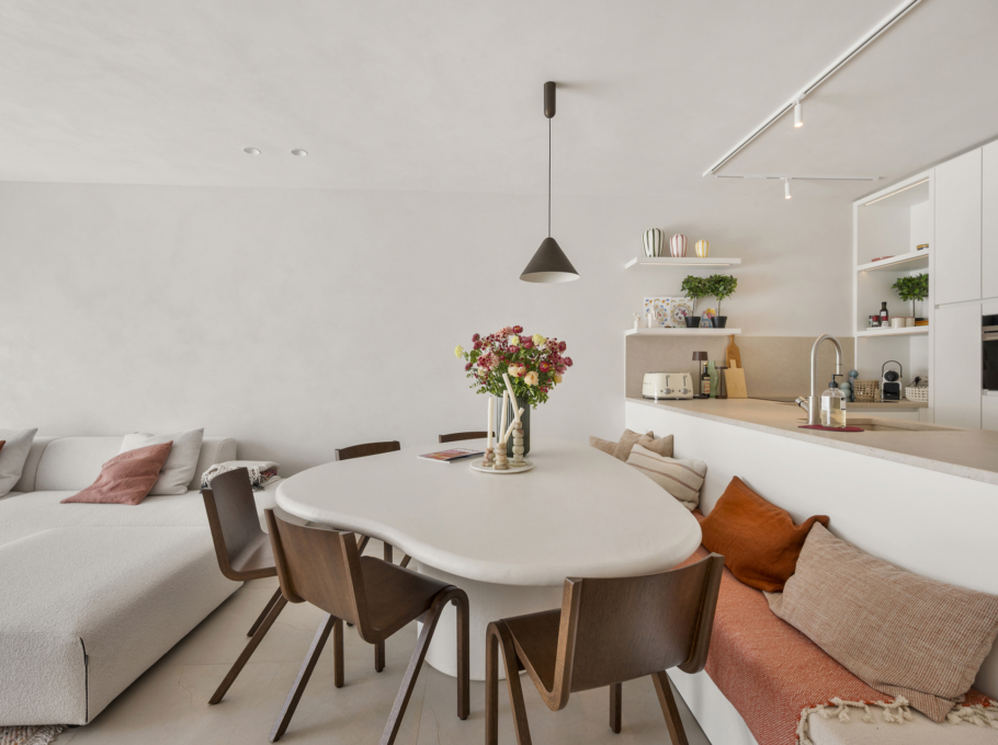 Ad951288b45646918bfe414ec92abe7d