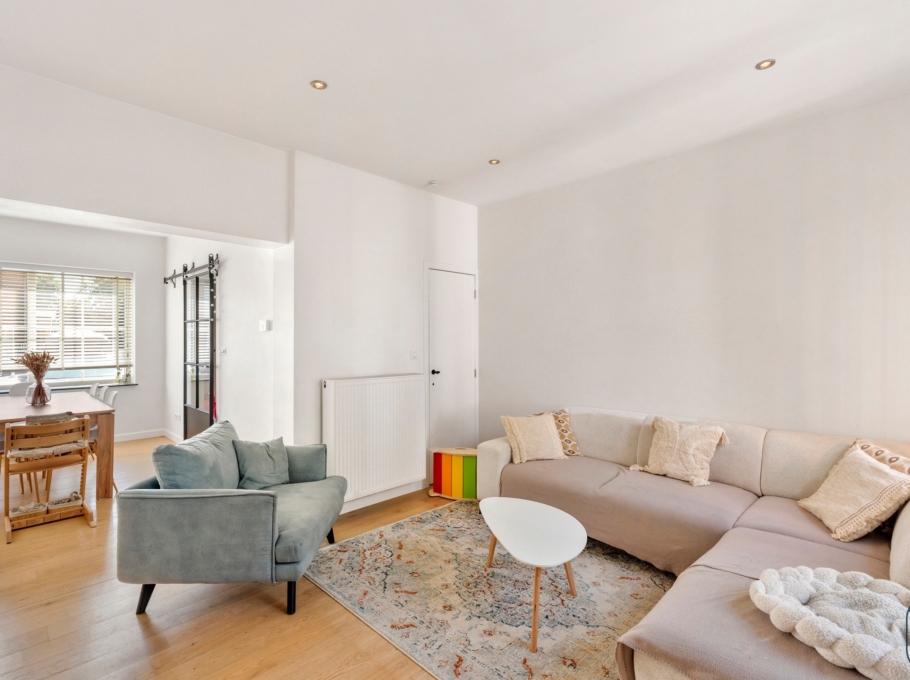 Ae7145c0682d482c969882bbffe68084