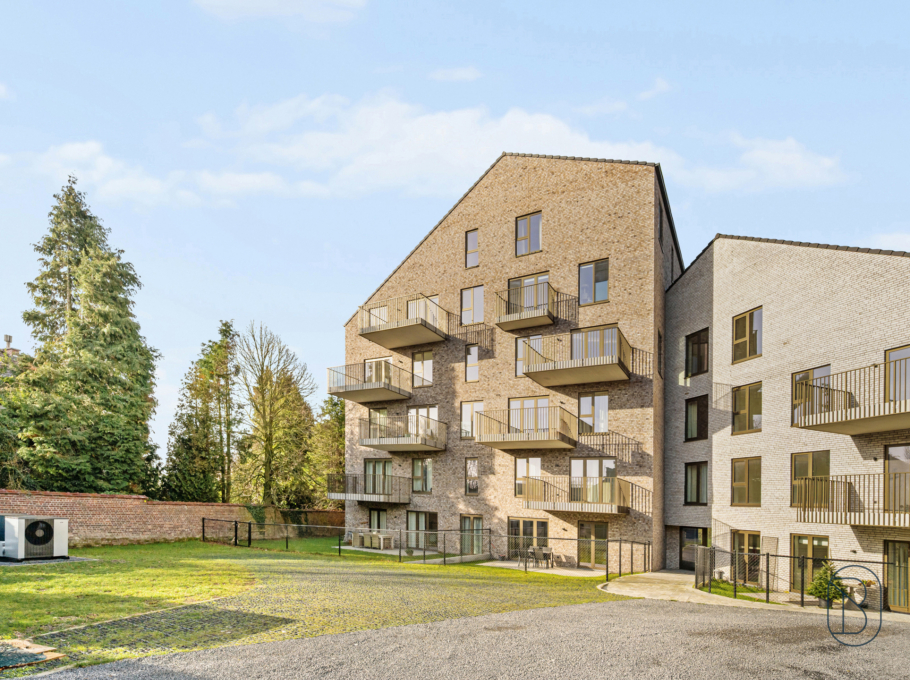 Ae9feeb69639449a88e23227ad70ccda