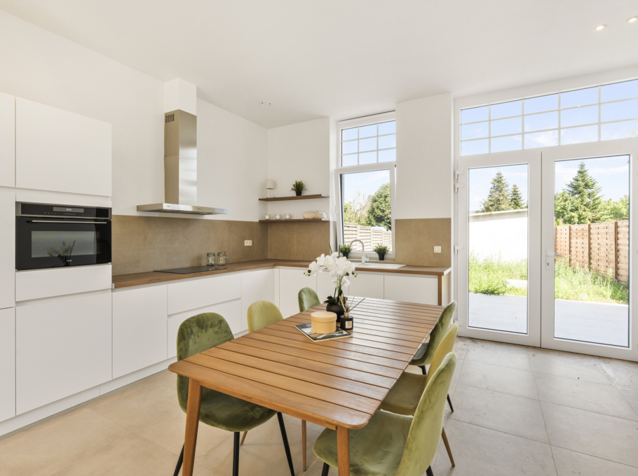 B11aaaef6daa431cbf1a9e5f93c135ea