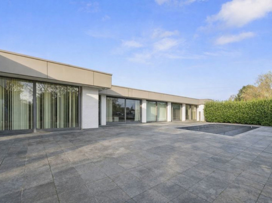 B1b93e2182ff4a9e810cf343622e5e56