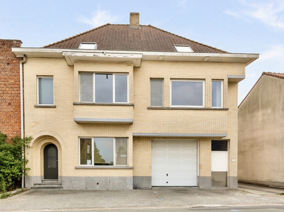 B348695c28d248559929bda2df45231b