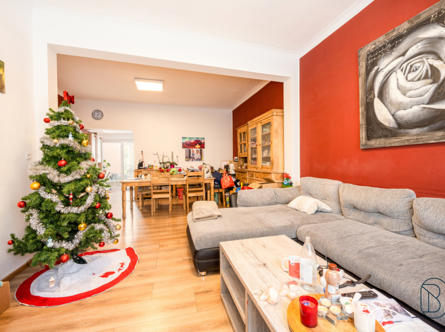 Bd2720ba062140179bb5cf7c09bf104a