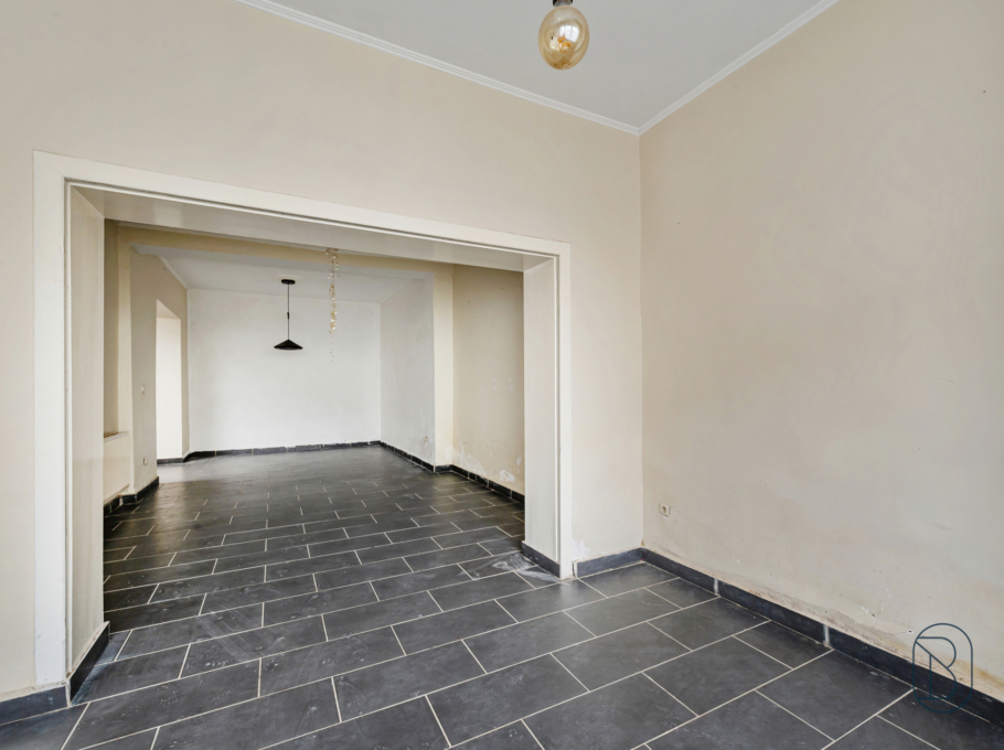 Bf7eece909b04f12ae2472118495bc26