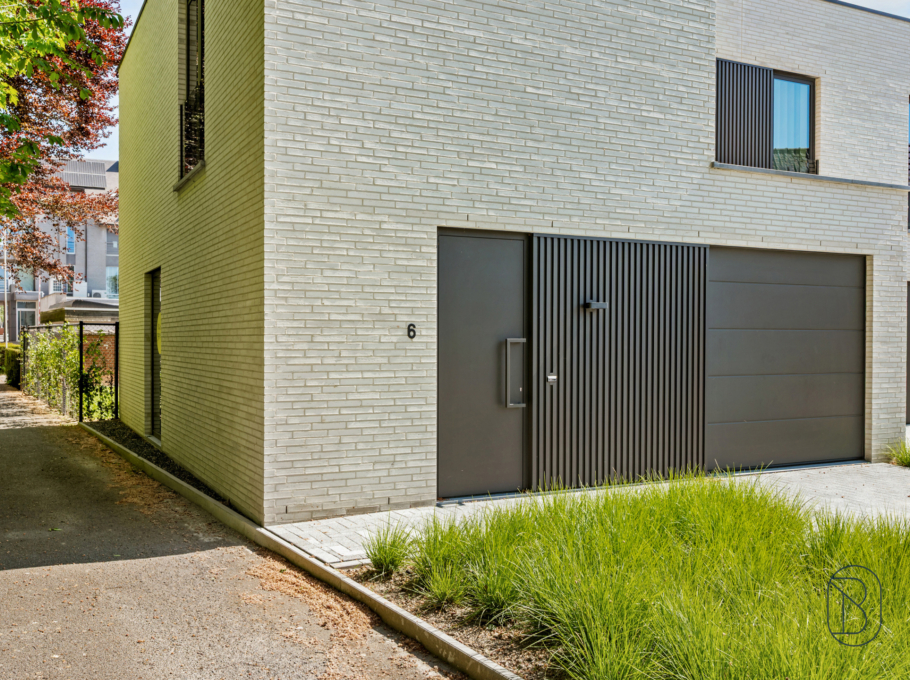 C48707e9c4dd41d9b720e79106316eb3