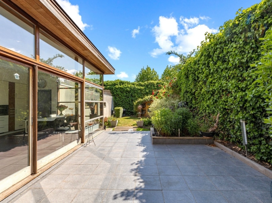 Ca2c5637e5464ac9aba41393246bf22c