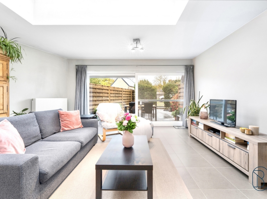 Cdf5d15cadb0493487ccf1b37737d5c9