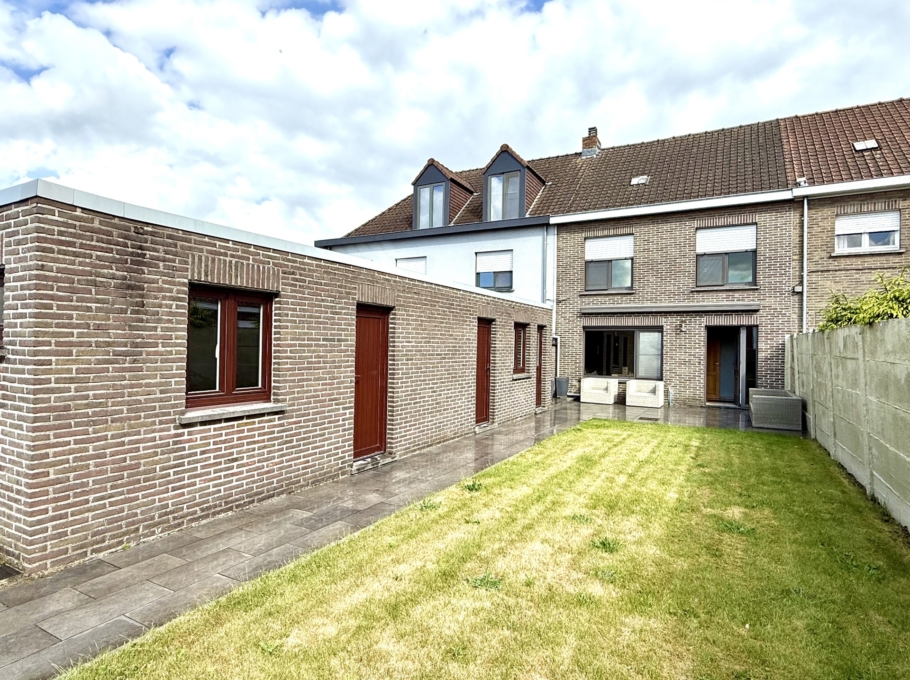 Cfeb72c5ae4046fcb704687d93c54658