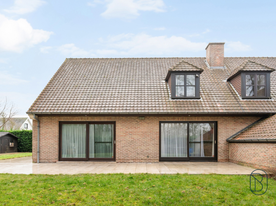 D42efabe2c034ec587e4604411ceb44b