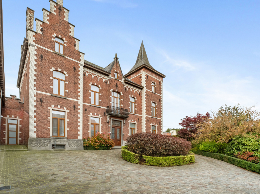 D7604115e96f4c4ab768f8cb4385676c